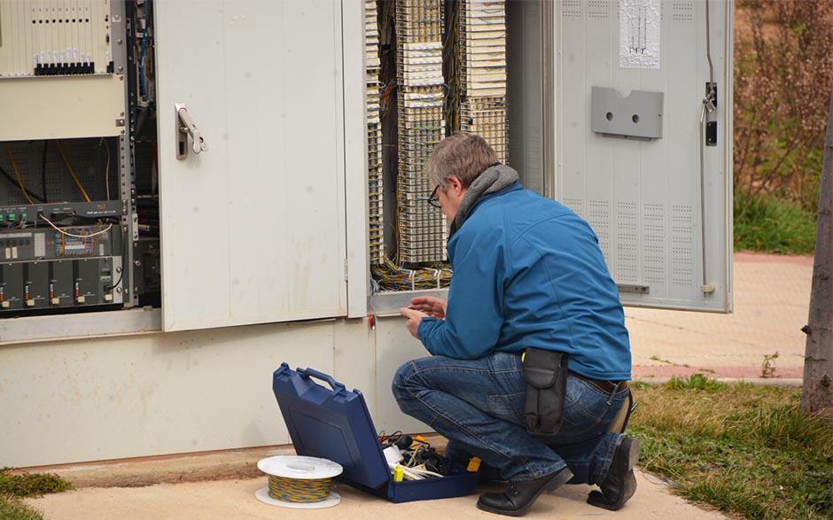cherche électricien pas cher Villepreux